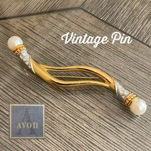 Vintage Avon 1994 Classic Designs Collection Pin with Pearls
